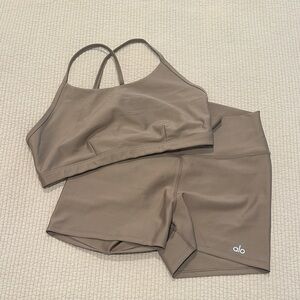 Alo Airlift Set Gravel Beige L